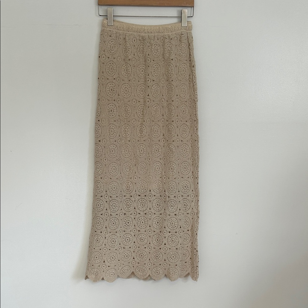 Elegant Beige Lace Skirt